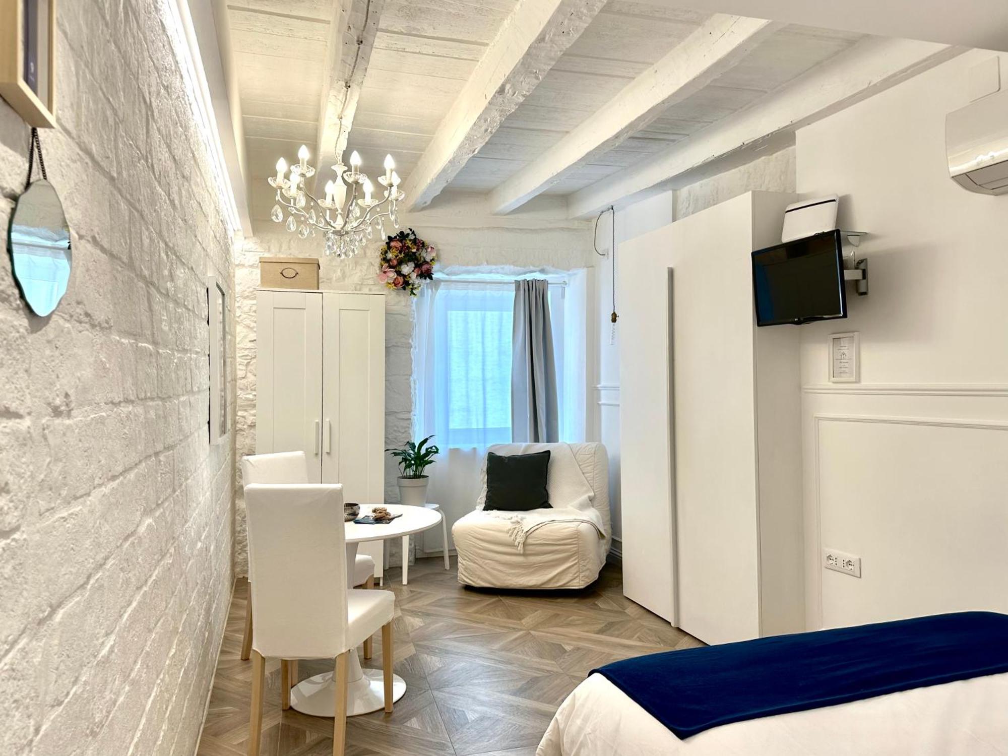 Apartment L Essenziale A *